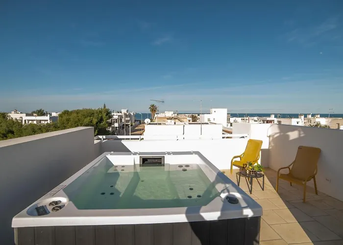 Levante - & Jacuzzi * Torre Santa Sabina